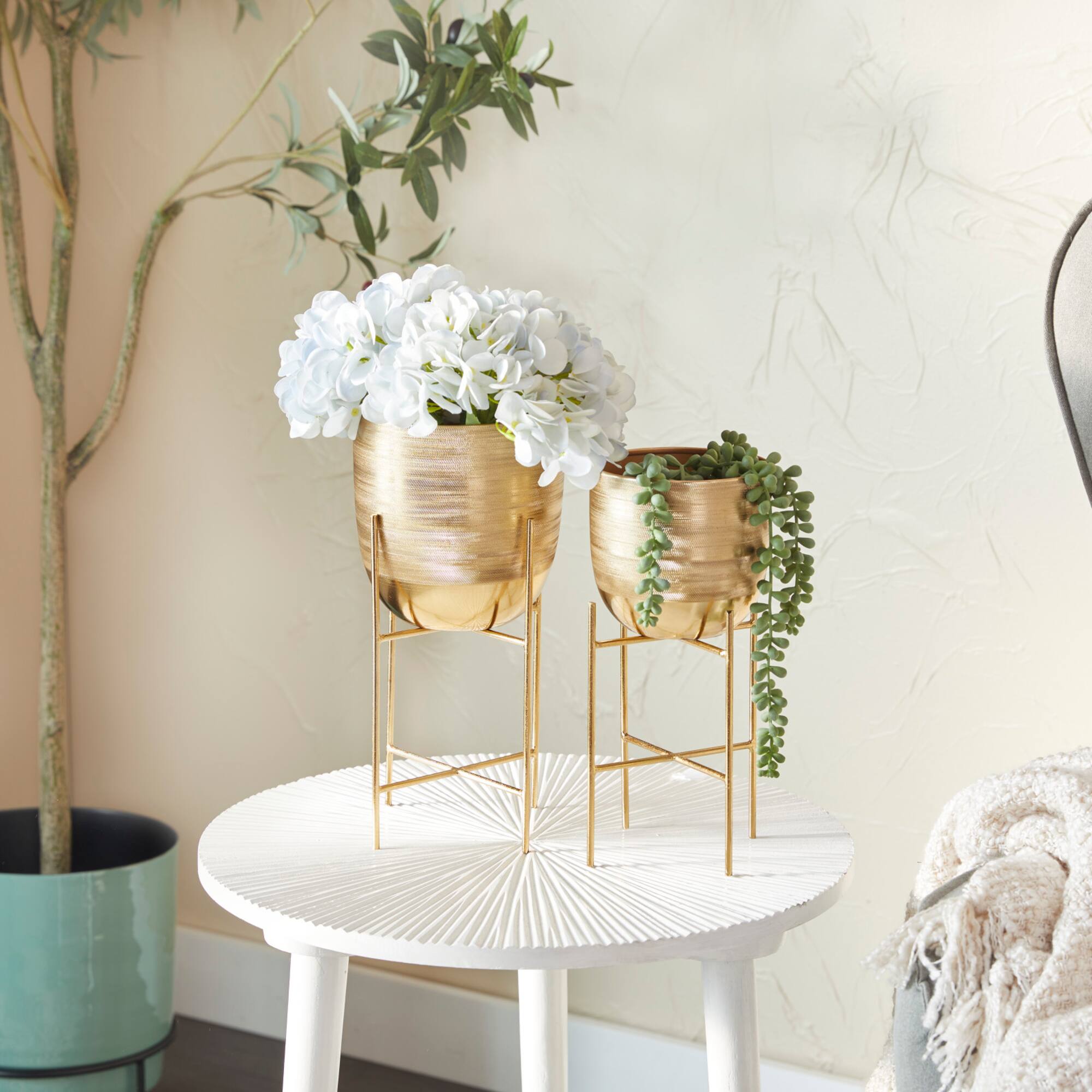 Gold Modern Planter, Set of 2" 6", 5"